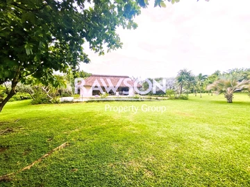 4 Bedroom Villa
