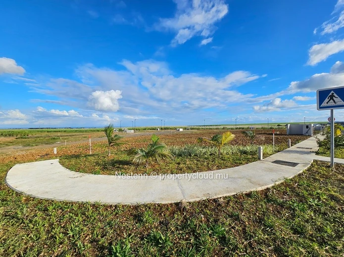 Corner plot with sea views – Where Lifestyle Meets Opportunity
