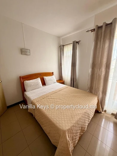 Spacious 4-Bedroom Apartment with Sea Views – Flic en Flac