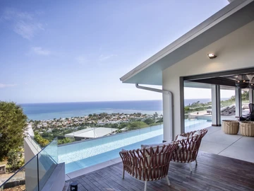 5 Bedroom Villa