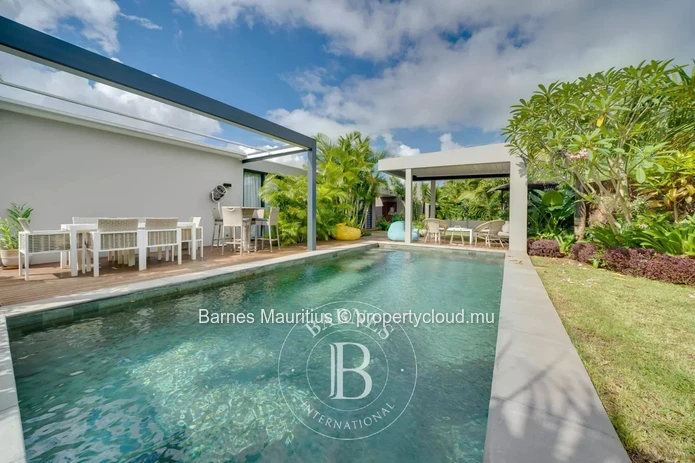 BALACLAVA – Villa moderne avec piscine – 4 chambres