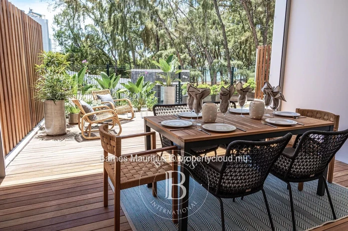 GRAND GAUBE – Apartment with Sea Access in Secure Residence – 3 Bedrooms