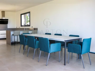 4 Bedroom Villa