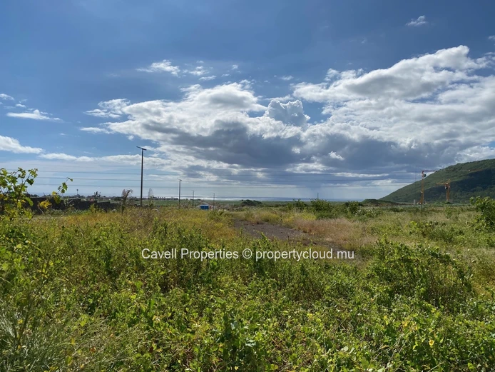 Terrain résidentiel à vendre à Lotissement Le Pierrefonds