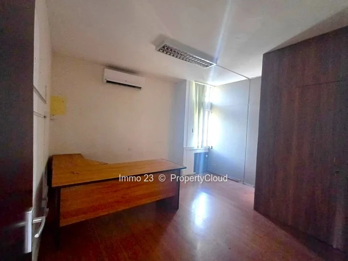 Office - 840m2 - Rose Hill
