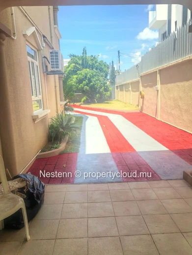 Spacious 4 bedrooms villa