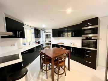 Villa de 6 Chambres