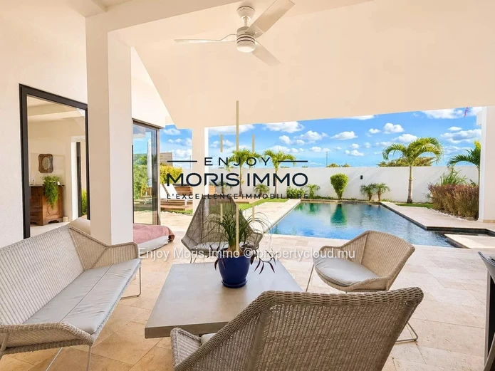 Superbe Villa Contemporaine 3 Chambres avec Piscine – À vendre à Grand Baie