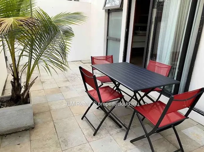 A Vendre: Deux Appartements Jumelés au Rez-de-Jardin à Trou aux Biches, Île Maurice