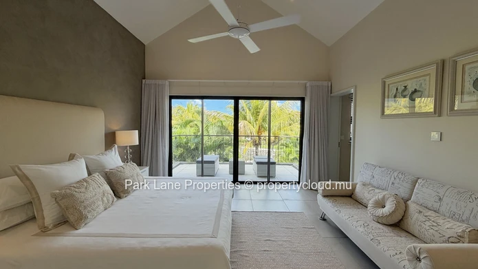Bel Ancrage | Exceptional Furnished Duplex Villa with Private Pool and Mountain Views, La Balise