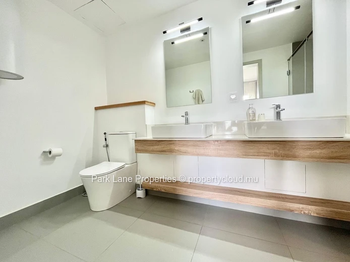 Appartement moderne de 3 chambres avec terrasse et vue sur les montagnes à Telfair, Moka