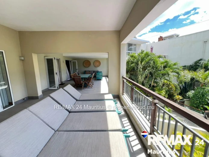 FOR SALE - 3 Bedroom Apartment, Cape Bay