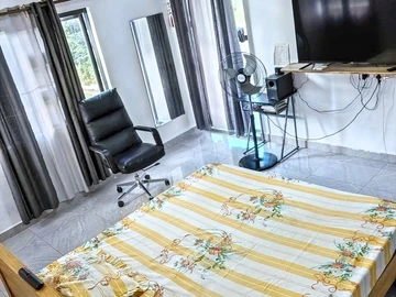 5 Bedroom Villa