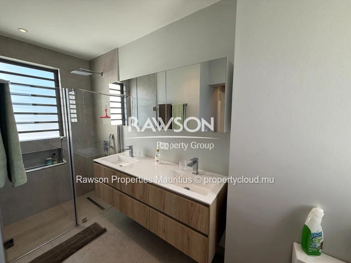 Modern 3-Bedroom Apartment in Coral Paradise in La Preneuse 