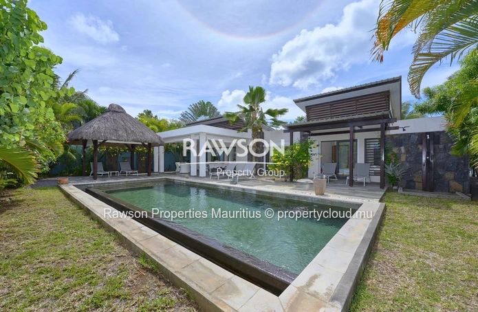 À Vendre  Villa A La Salette