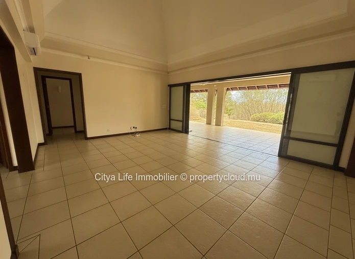 Exceptional IRS Villa with Mountain Views – Tamarin