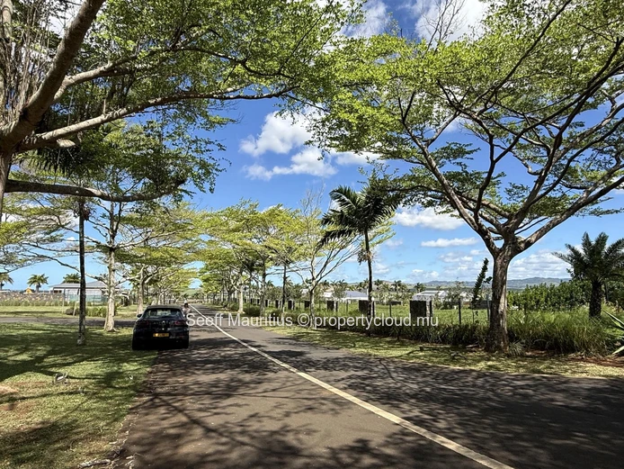 Residential Land in a Premium Gated Estate - Les Coteaux de Belle Vue