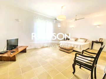 4 Bedroom Villa