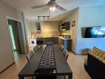 Townhouse, Duplex de 3 Chambres
