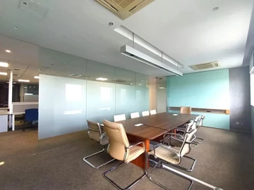 Bureau de 6 Chambres