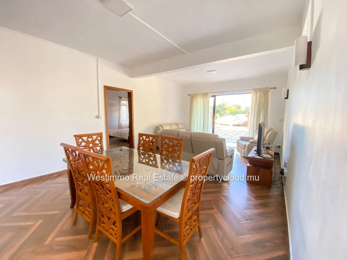 Appartement rez-de-chaussée 3 chambres situé à Grand baie