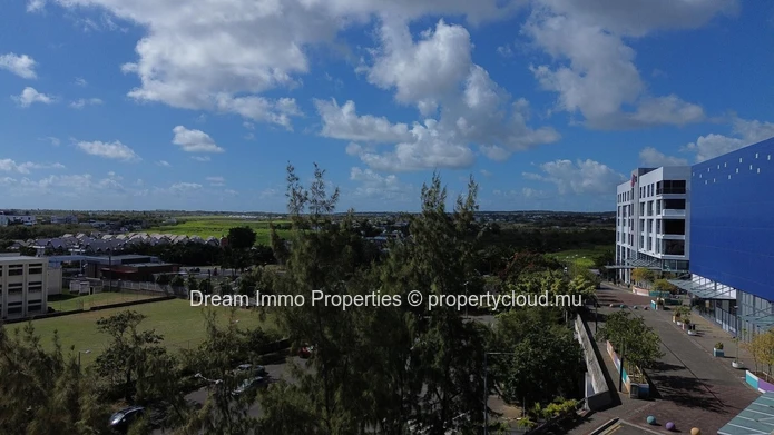 Splendides Penthouses Vue Mer Avec Services Hoteliers A Grand Baie La Croisette