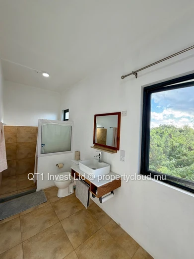 Nice Duplex In Mon Choisy
