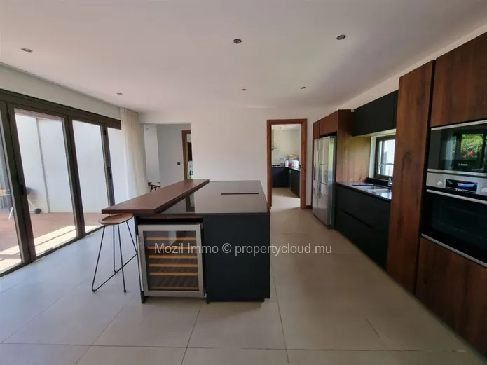 Sumptuous real estate program under construction, Balaclava