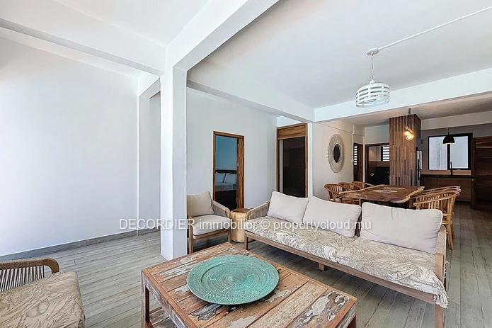 Maison moderne à vendre