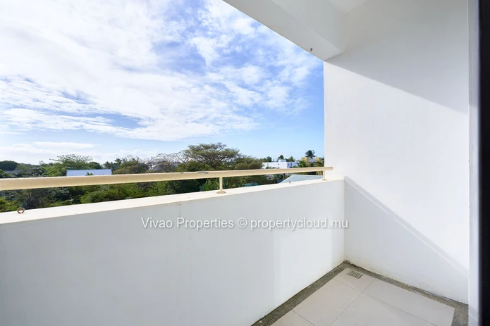 Appartement sous le G+2 scheme à vendre à Péreybère, Rivière du Rempart, 120m², 2 chambres, parking, balcon, meublé, ...