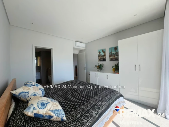 3-Bedroom Penthouse with Private Rooftop & Jacuzzi | 170m² | For Rent
