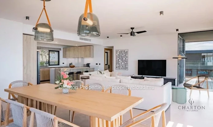 Exceptional 4-bedroom villa - Panoramic view of Le Morne & spectacular sunsets