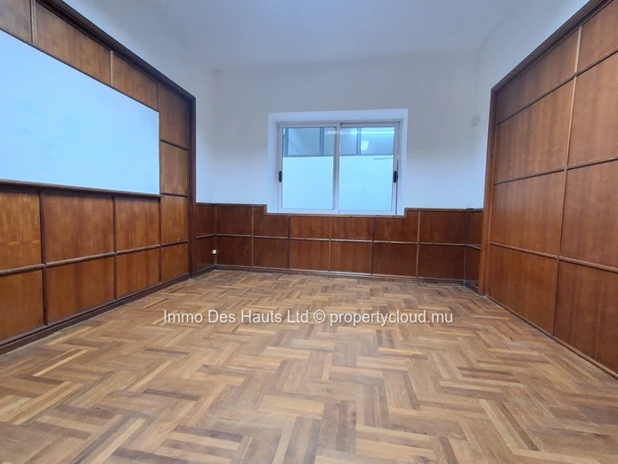 Commercial Space for rent Quatre Bornes
