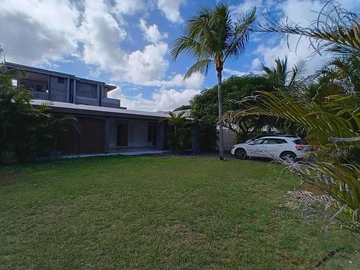 5 Bedroom Villa