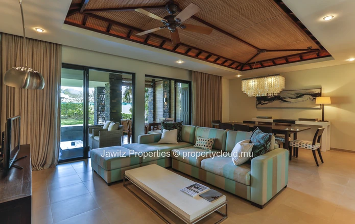 Defined as an apartment but sized like a Villa - 215 m2 of Happiness