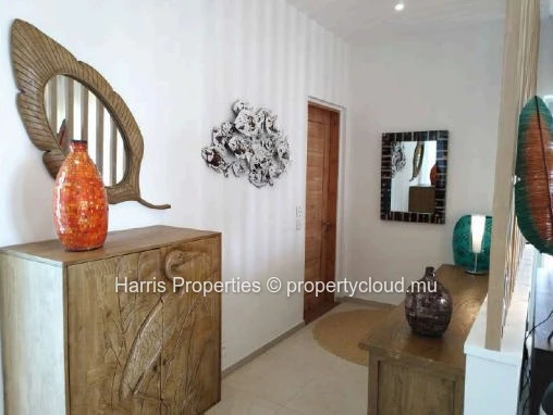 For sale beachfront PENTHOUSE in Pointe aux Piments
