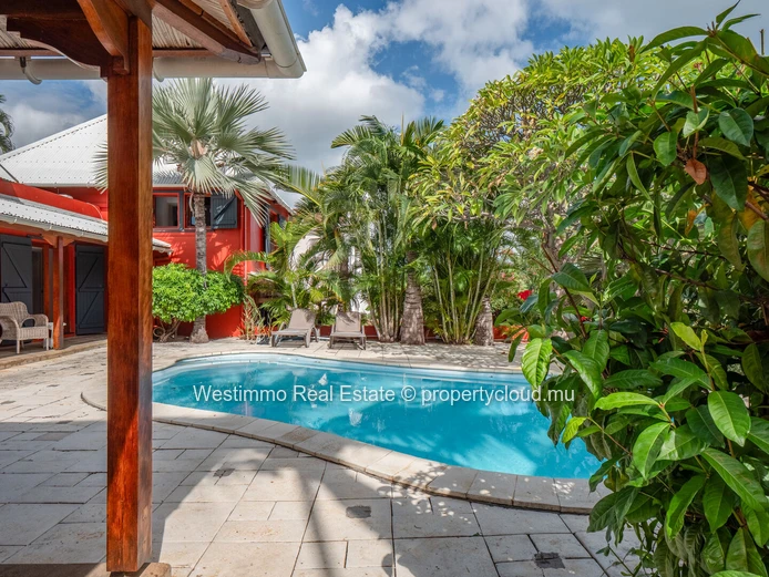 Detached family villa for rent in a secure gated community