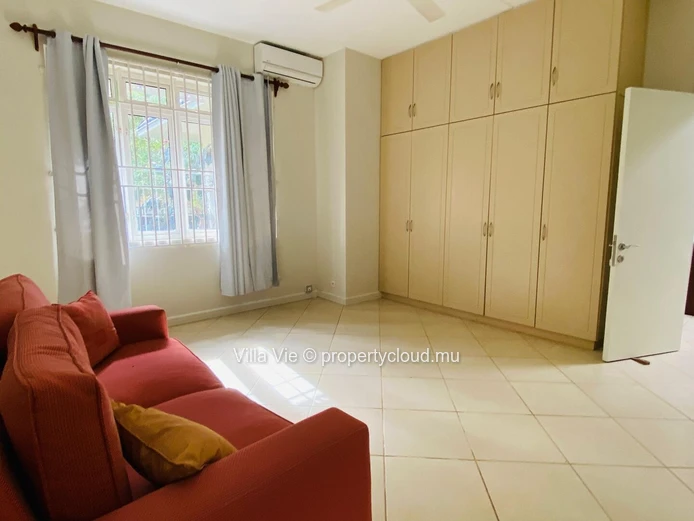 Bain Boeuf - Maison familiale de 4 chambres avec piscine