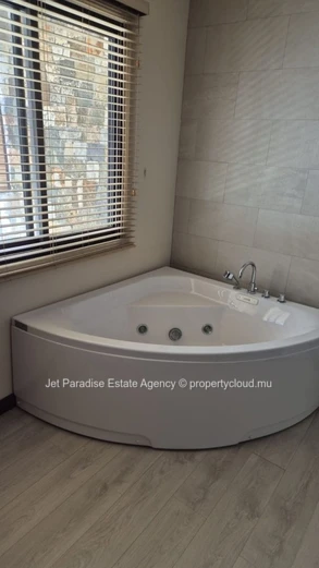 Furnished House in Flic en Flac for sale