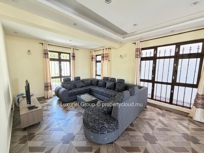 Spacious 4-Bedroom House For Rent In Grand Gaube