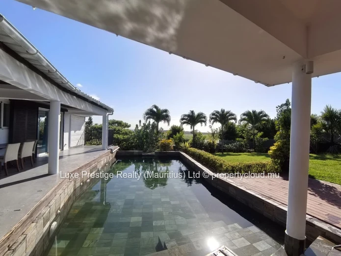Luxury 4-Bedroom Villa with Coin de Mire Views in Domaine de Belle Vue | Spacious Family Home Near Northfields Intern...