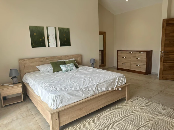Contemporary New 4-Bedroom Residence in Tamarin
