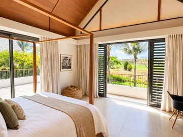5 Bedroom Villa