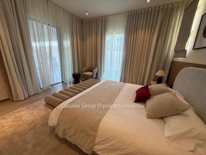 Vie Moderne À Grand Baie – 3 Chambres En Suite, Piscine Privée & Terrasse