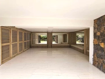 Maison de 8 Chambres