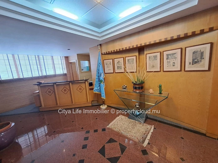 Bureau de 377 m²