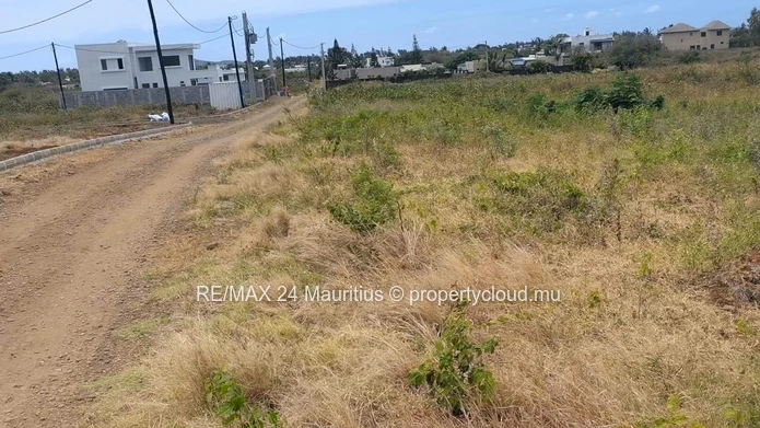 Prime Coastal Investment in Grand Baie: Exclusive Land Package or Individual 805 m² Stands