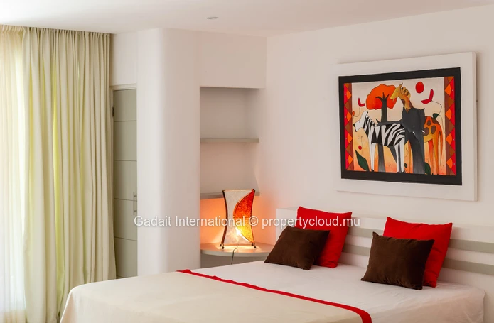An exceptional frontline golf villa in the heart of the prestigious Anahita estate