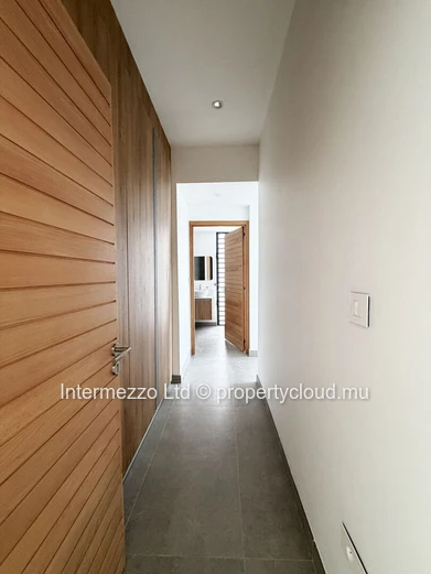 Appartement 3 chambres 147m² à Péreybère – 590 000€ | Livraison imminente | Plage privée à pied | Finitions haut de g...