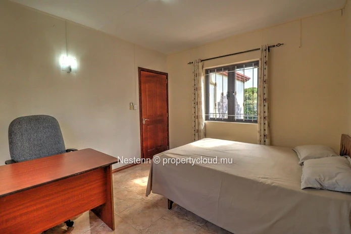 4 bedroom house of 168 m2, on a plot of 467 m2
